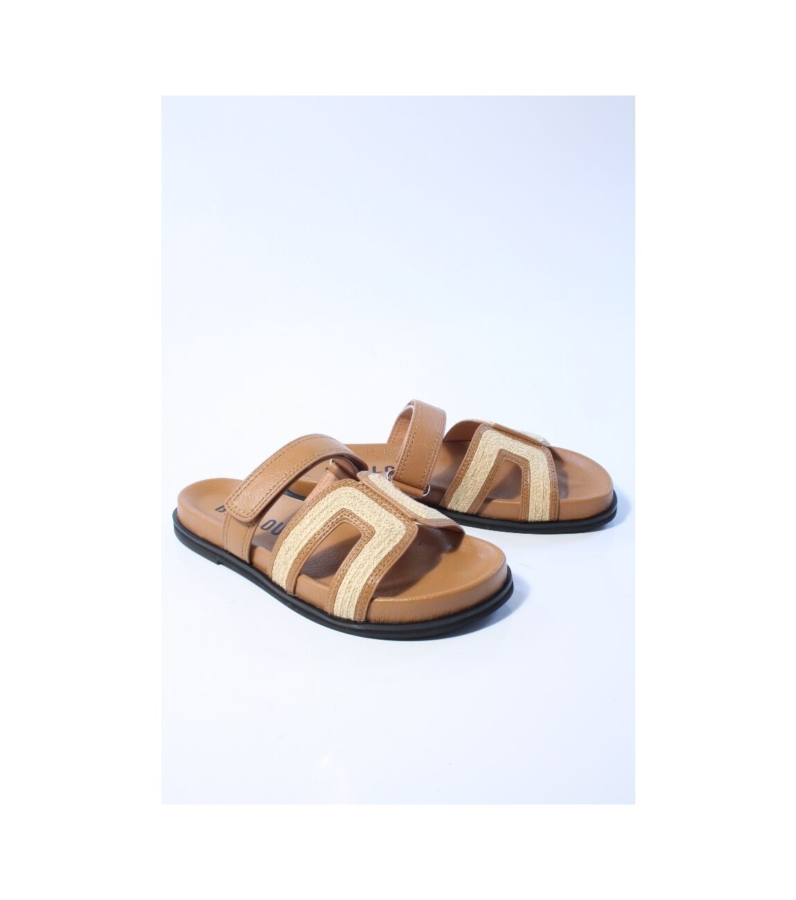 Bibi Lou Dames slippers cognac 40